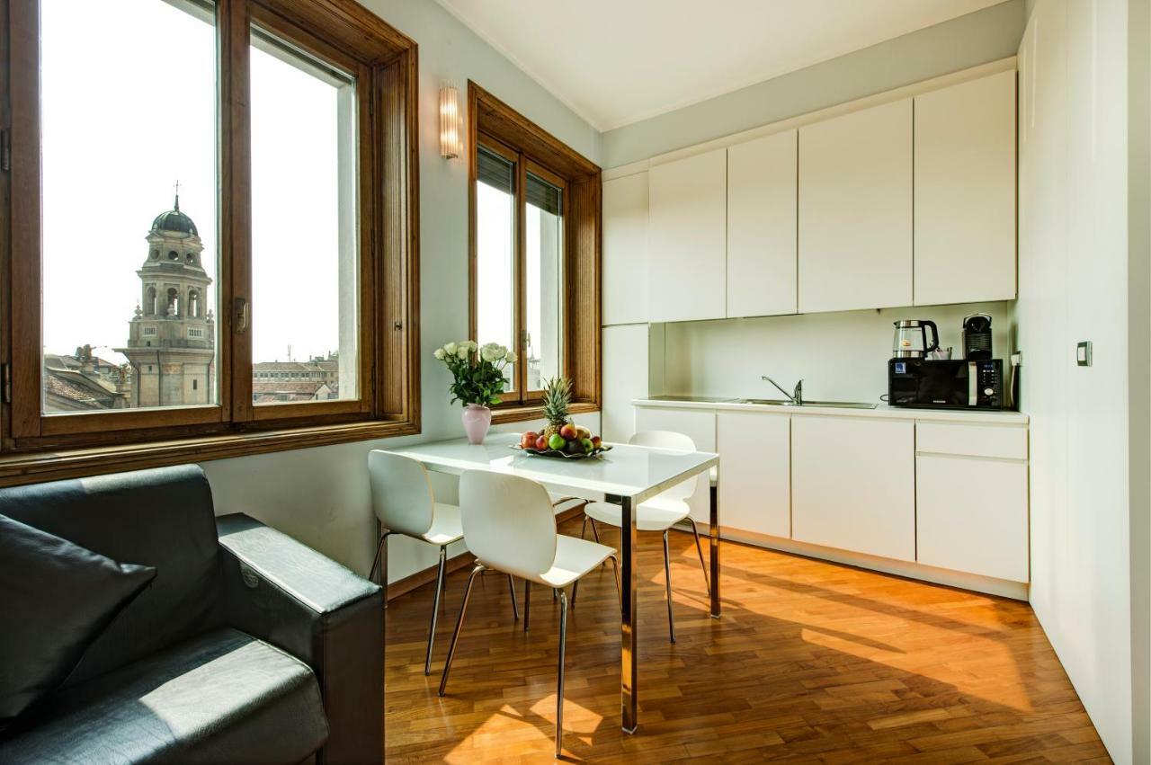 Bnbutler - Duomo Apartment - Galleria Unione Milan Luaran gambar